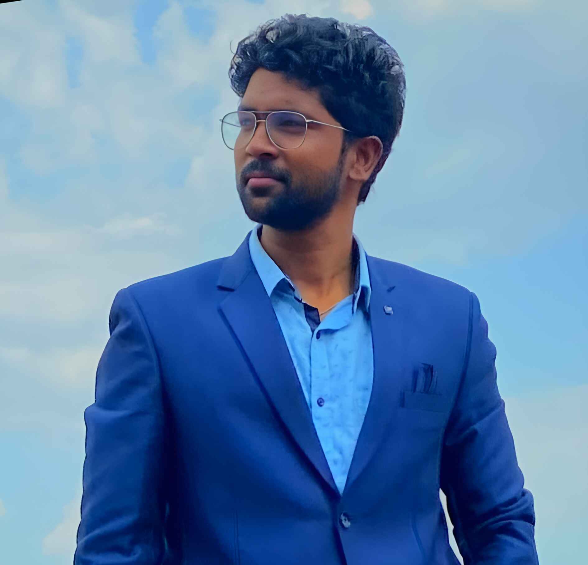 Kishan Thorat — Founder & Engineer